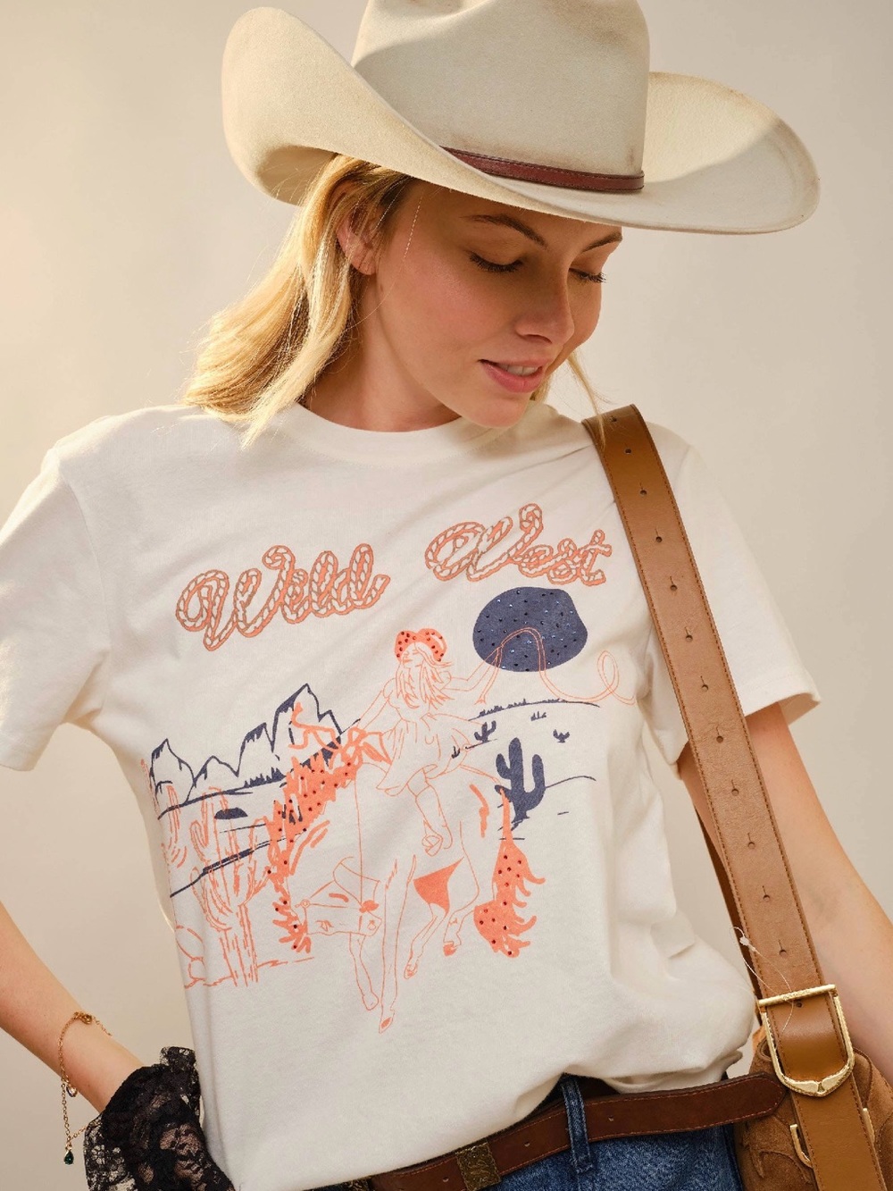 Cream 'Wild West' Graphic Crewneck Tee